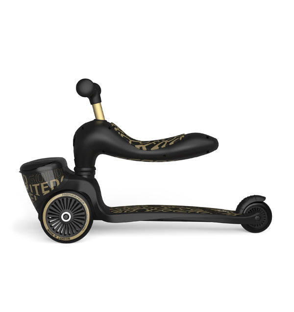 Scoot and Ride Highwaykick 1 Lifestyle Black Gold Kinderroller mit Sitz und Aufbewahrungsbox vorne