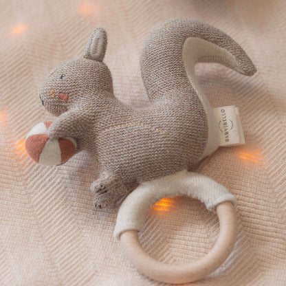 Babyrassel Scully das Eichhörnchen von Baby Bello.