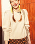 Der Sisters Department Strickpullover, Ecru setzt ein modisches Statement