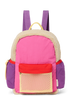 Vorderansicht: Studio Noos Patchwork Midi-Rucksack l Bright Pink in bunten Farben mit beigem Teddy-Stoff an den Seiten und an der Rückseite, pinken Patchwork-Details und lila-rot-beigen Akzenten