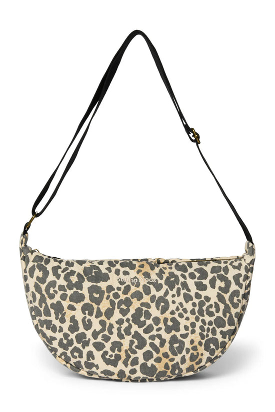Wattierte Crossbody-Bag für Erwachsene aus weicher Baumwolle von Studio Noos. Jede Tasche ist ein Unikat.