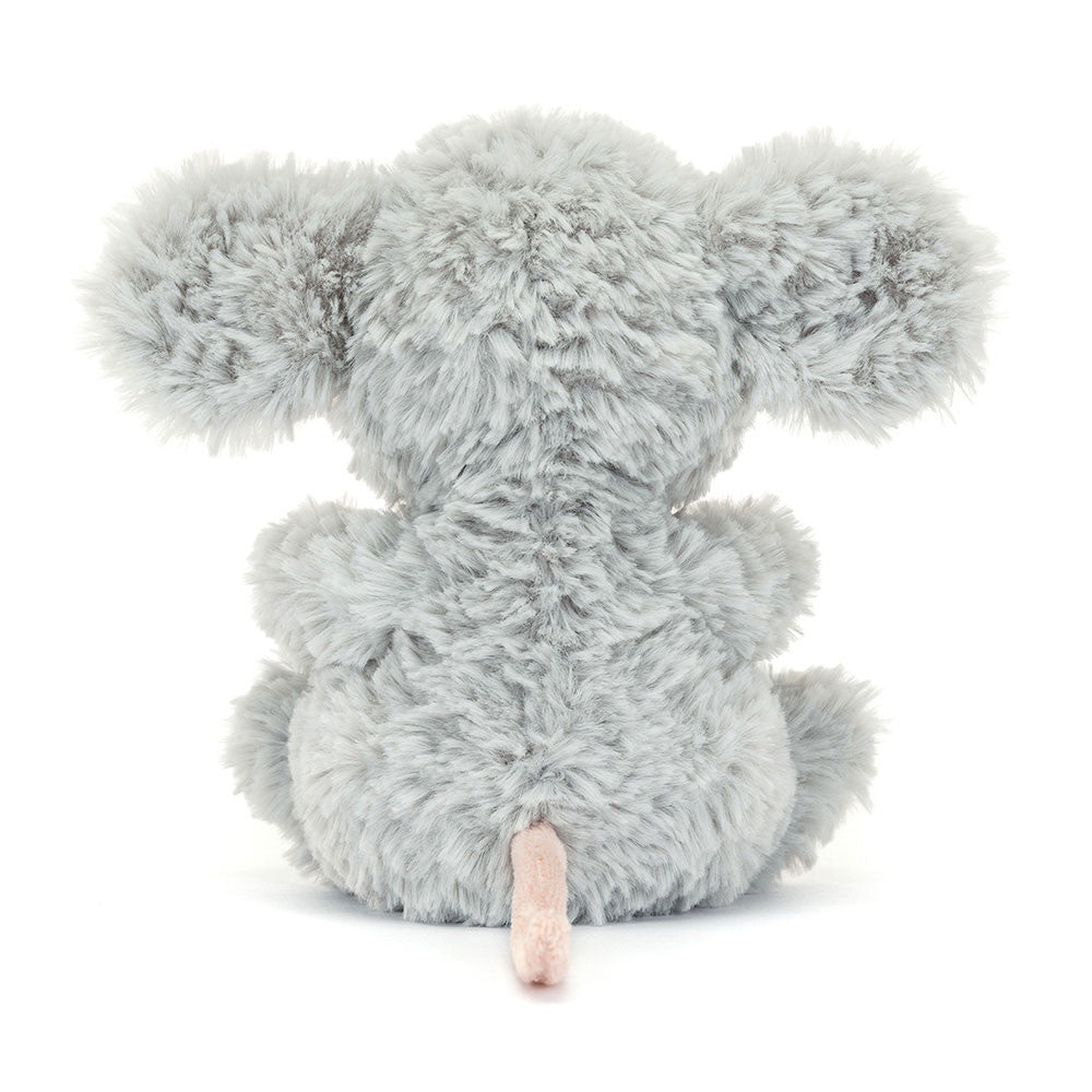 Rückansicht: Jellycat Yummy Mouse – sitzende graue Kuscheltier-Maus mit rosa Schwänzchen, kleinen Ohren und schwarzen Knopfaugen.