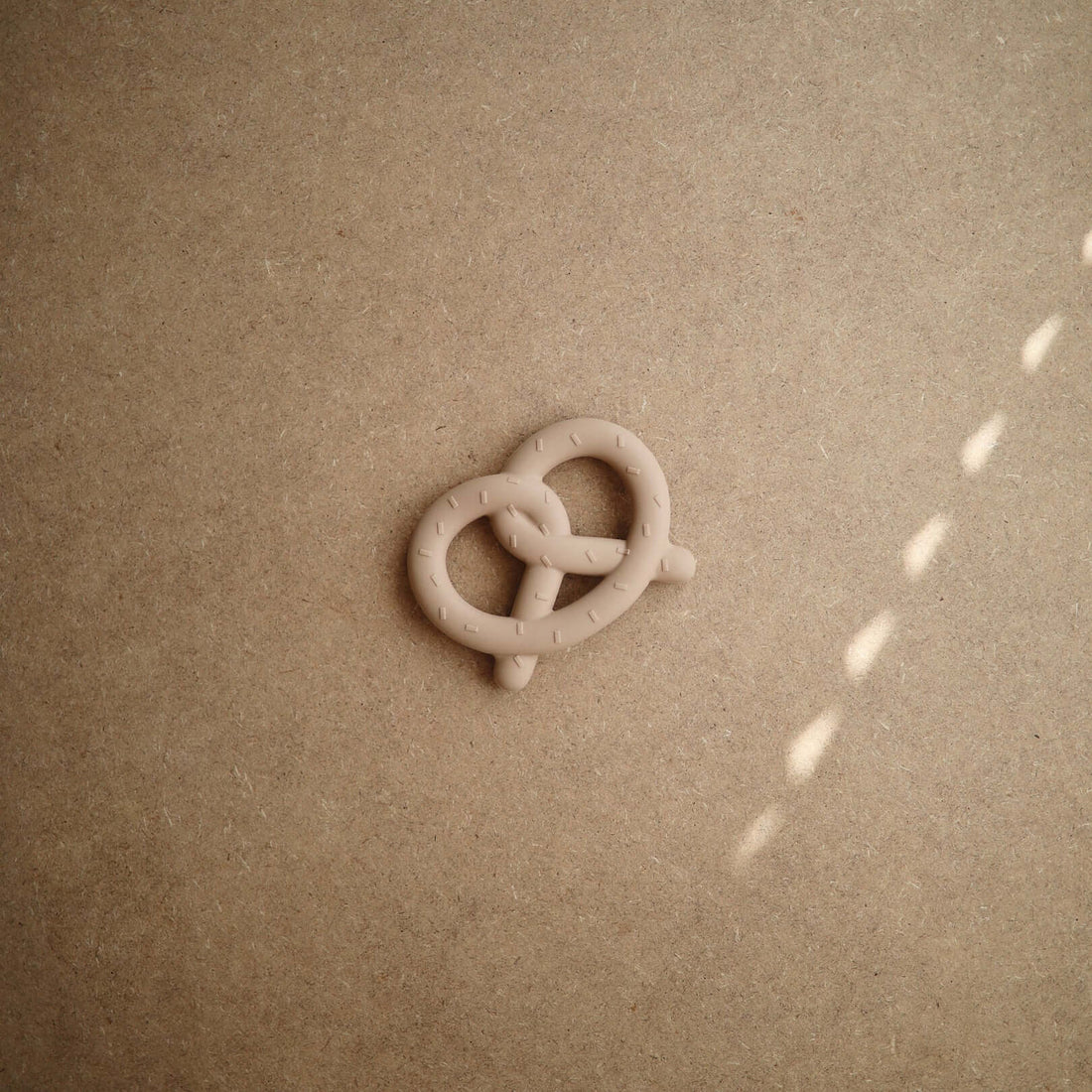 Beißspielzeug Brezel